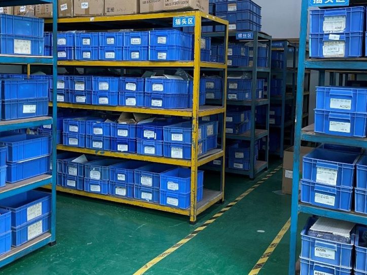 Connector Warehouse