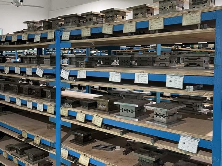 Tooling Shelf